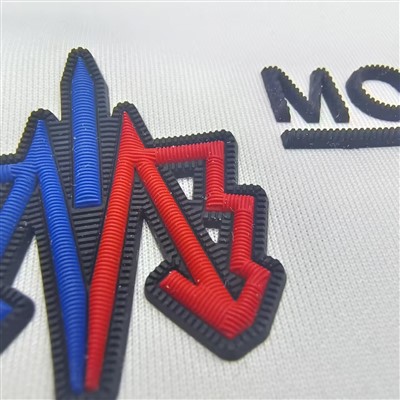 Värmeöverföringsmärken i 3D Silikon